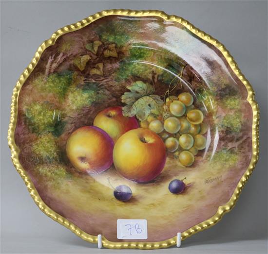 A Royal Worcester cabinet plate painted with fruit by Freeman 27cm
